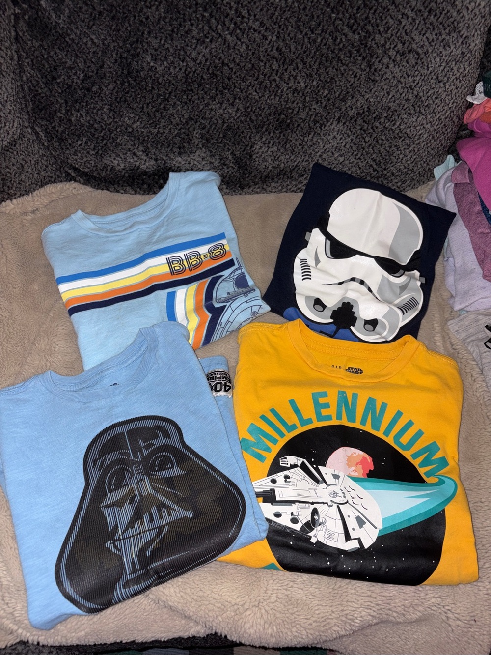 Lot of Star Wars Shirts, Boys Medium